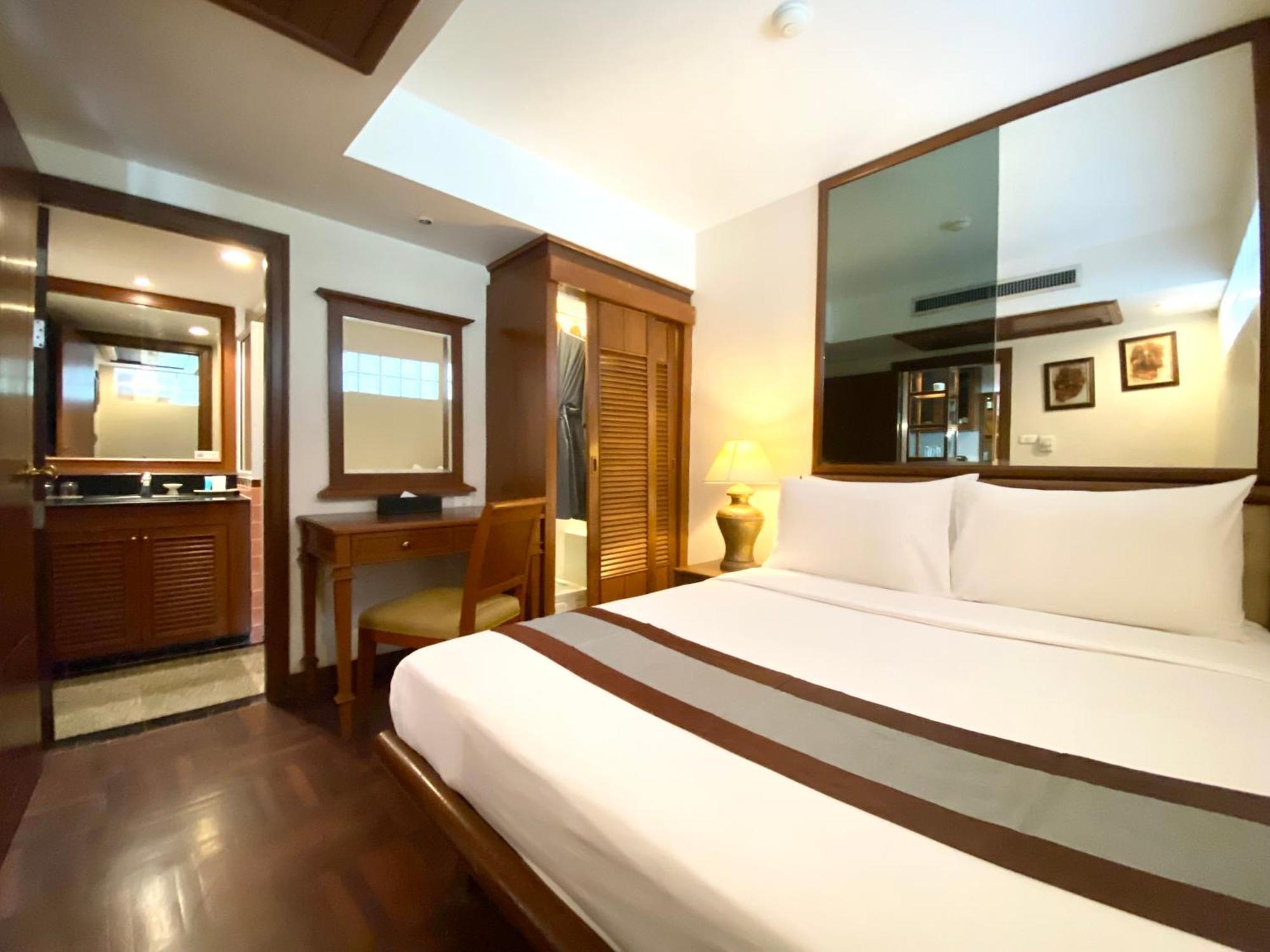 Two-Bedroom Suite